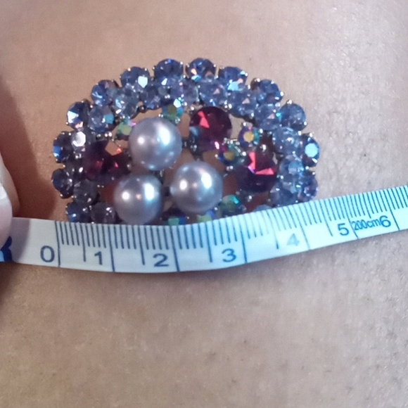 Purple Rhinestone Broach - Picture 6 of 6